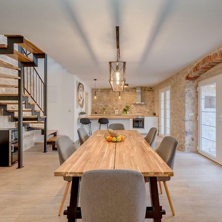Holiday Home Rocca Supetar Εξωτερικό φωτογραφία