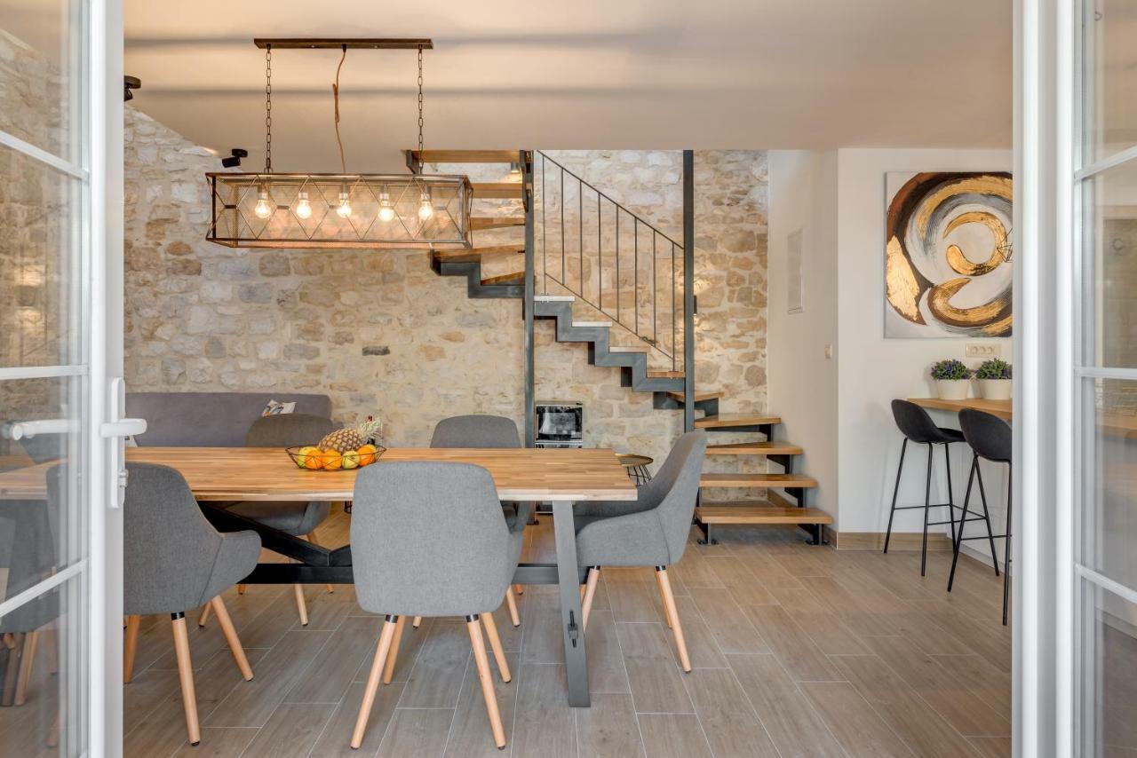 Holiday Home Rocca Supetar Εξωτερικό φωτογραφία
