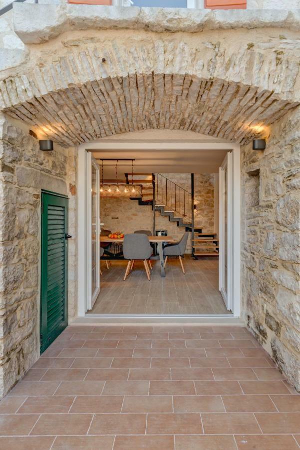 Holiday Home Rocca Supetar Εξωτερικό φωτογραφία