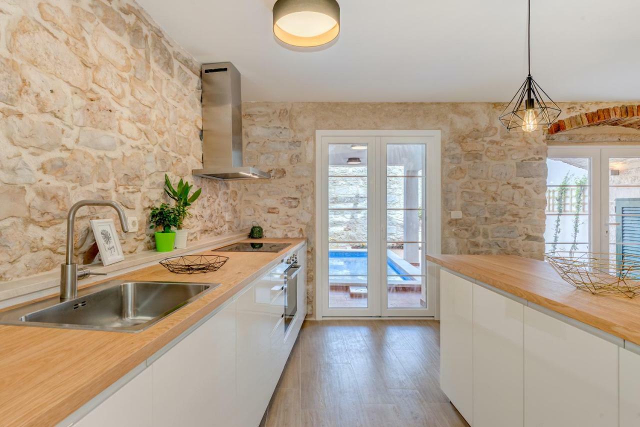 Holiday Home Rocca Supetar Εξωτερικό φωτογραφία